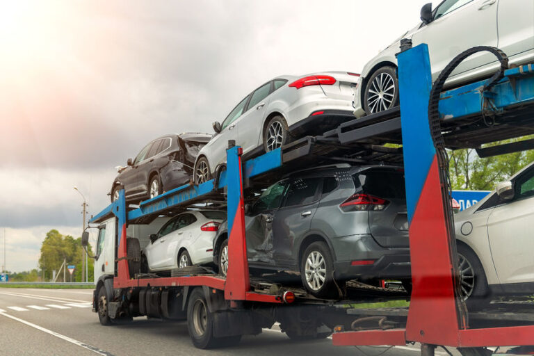<Celní odbavení automobilů z Ameriky v České republice
