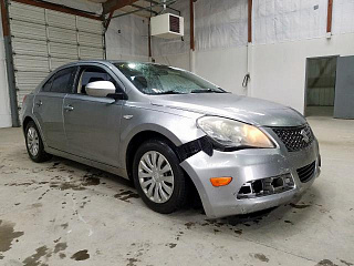SUZUKI KIZASHI S 2010