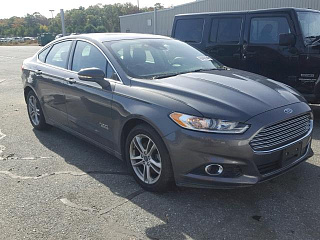 FORD FUSION TITANIUM PHEV, 2015