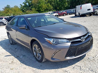 TOYOTA CAMRY LE 2017