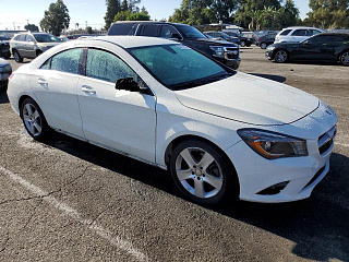 MERCEDES-BENZ CLA 250 2015