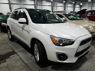 MITSUBISHI OUTLANDER SPORT SE 2013
