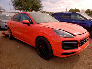 PORSCHE CAYENNE GTS COUPE 2020