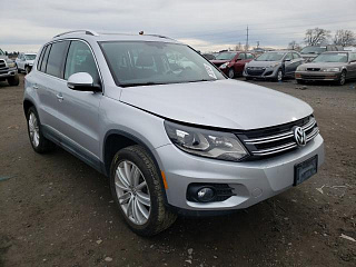 VOLKSWAGEN TIGUAN S 2016