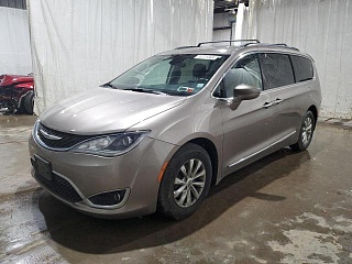 CHRYSLER PACIFICA TOURING L 2017