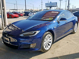 TESLA MODEL S 2017
