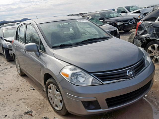 NISSAN VERSA S