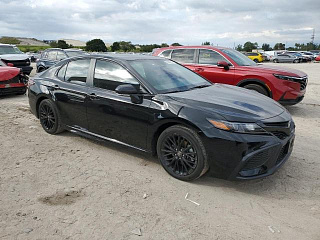 TOYOTA CAMRY NIGHT SHADE 2022