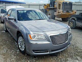   CHRYSLER 300, 2014