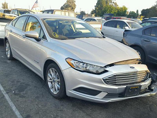 FORD FUSION SE HYBRID 2017