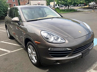 PORSCHE CAYENNE S HYBRID 2011