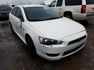 MITSUBISHI LANCER ES 2015