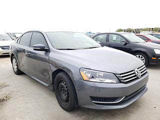 VOLKSWAGEN PASSAT S 2013