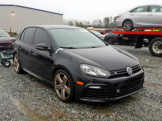 VOLKSWAGEN GOLF R, 2013