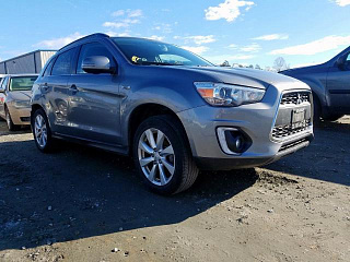 MITSUBISHI OUTLANDER SPORT SE 2015