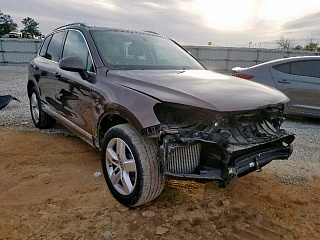 VOLKSWAGEN TOUAREG 2014