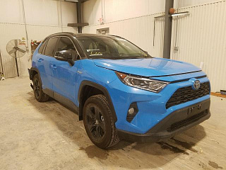 TOYOTA RAV4 XLE 2021