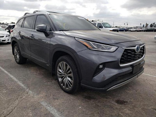 TOYOTA HIGHLANDER HYBRID PLATINUM 2021
