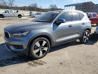 VOLVO XC40 T5 MOMENTUM 2019