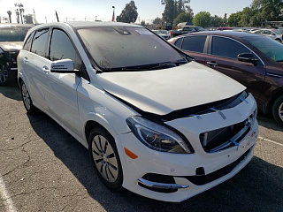 MERCEDES-BENZ B 250E 2016