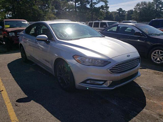 FORD FUSION SE HYBRID 2018