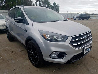 FORD ESCAPE TITANIUM 2017