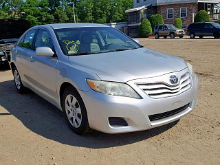 TOYOTA CAMRY BASE 2010