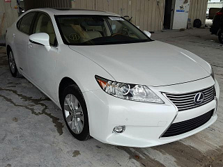 LEXUS ES 300H 2015