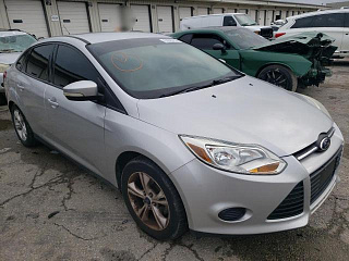 FORD FOCUS SE 2014