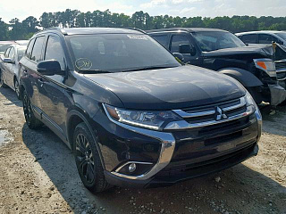   MITSUBISHI OUTLANDER SE 2018