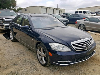 MERCEDES-BENZ S 550, 2012