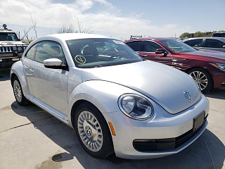 VOLKSWAGEN BEETLE 2013