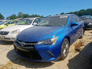 TOYOTA CAMRY LE 2017