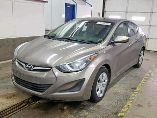 HYUNDAI ELANTRA SE