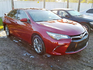 TOYOTA CAMRY LE 2017