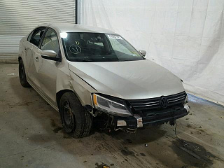 VOLKSWAGEN JETTA SE, 2013